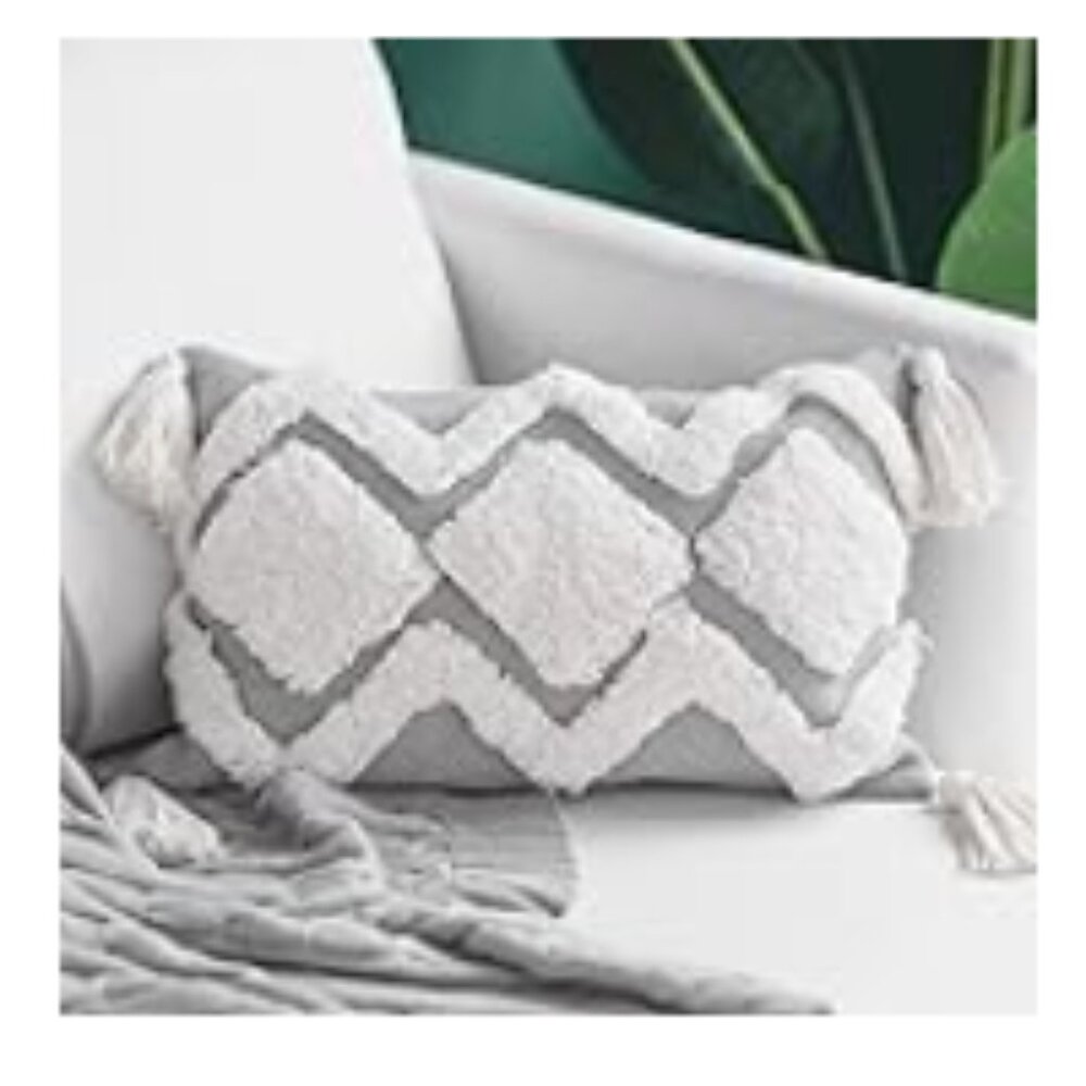 Modern Moroccan Pillow Case with Tassels 12" X 20" NEW